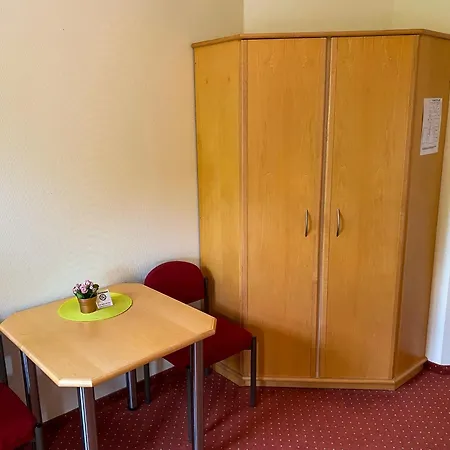 Zur Wirtin Eventlocation Und Gaestehaus 3*