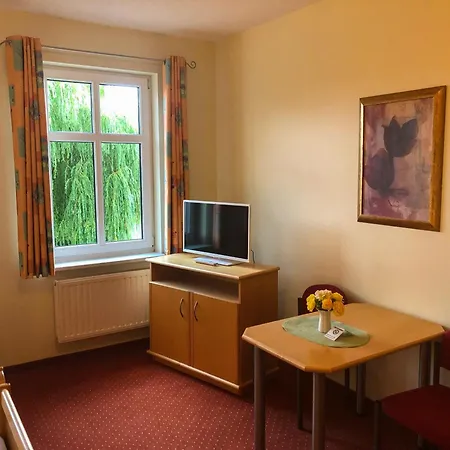 Zur Wirtin Eventlocation Und Gaestehaus