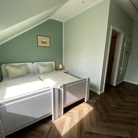 Zur Wirtin Eventlocation Und Gaestehaus Maison d'hôtes Karstädt