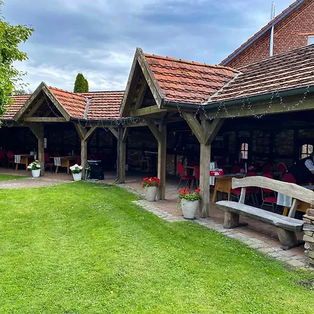 Zur Wirtin Eventlocation Und Gaestehaus Maison d'hôtes