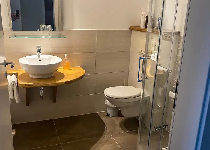 Zur Wirtin Eventlocation Und Gaestehaus 3*